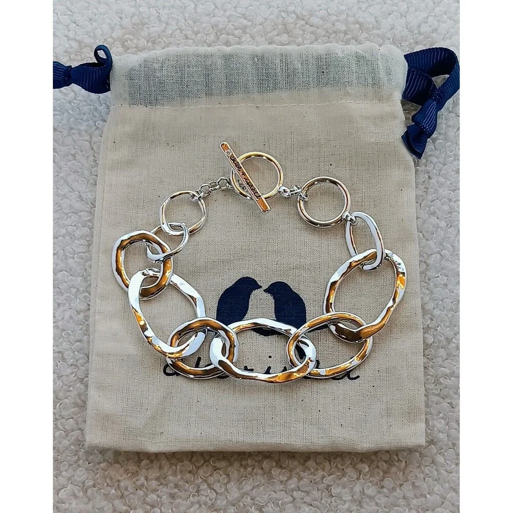 Chloe + Isabel Silver-Tone Hammered Oval Chain Link Toggle Bracelet w Dustbag